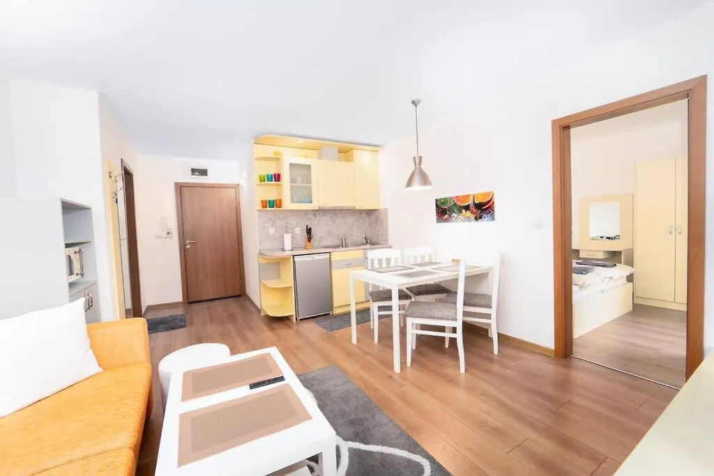 Snow Legend Apartment With Terrace Bansko